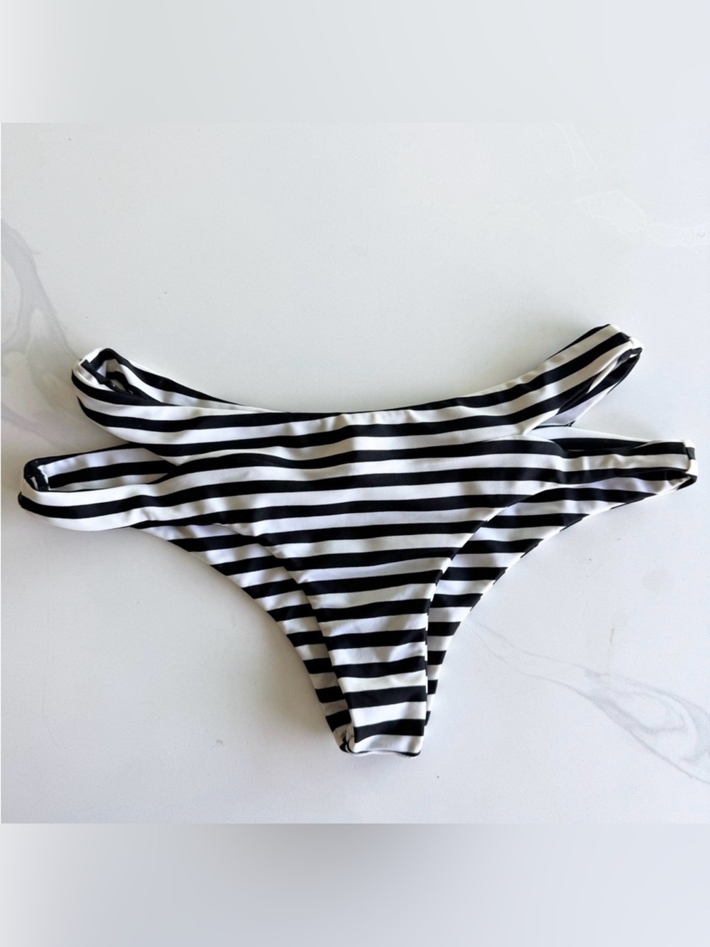 Mikoh Puka Puka Bikini Bottoms Cutout Striped Bikini Bottom Size M